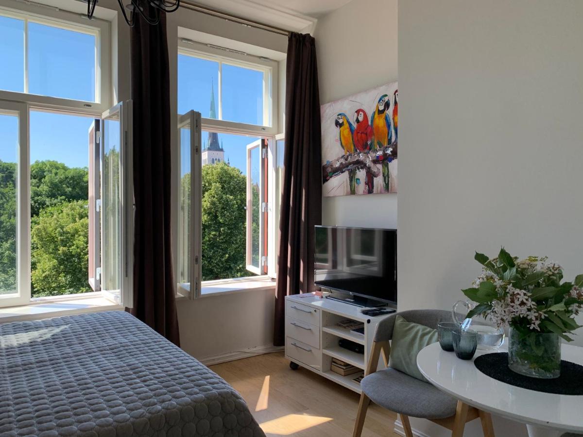 Orange Apartments Mere Талин Екстериор снимка