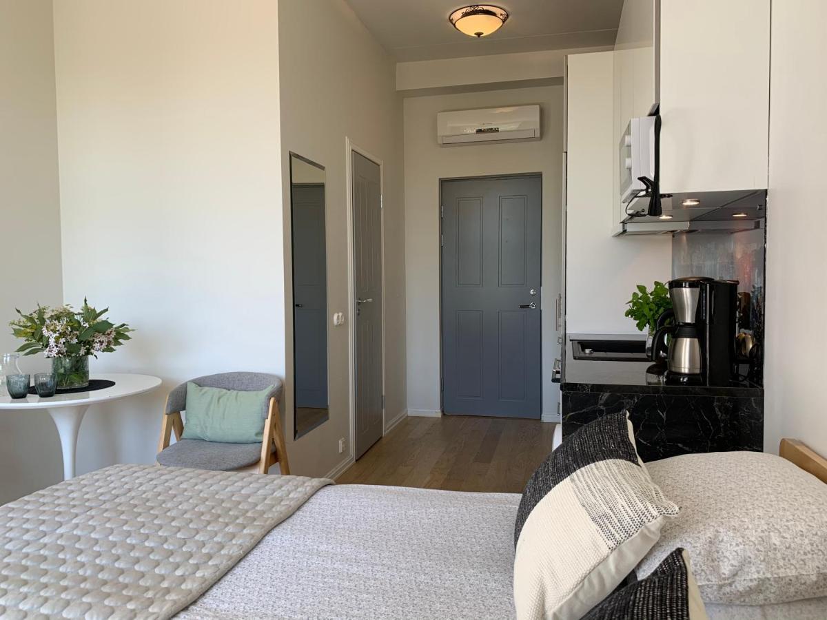 Orange Apartments Mere Талин Екстериор снимка