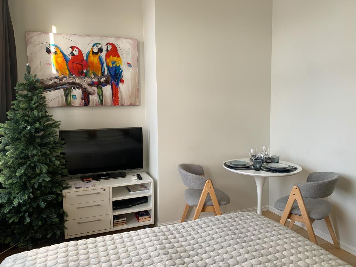 Orange Apartments Mere Талин Екстериор снимка
